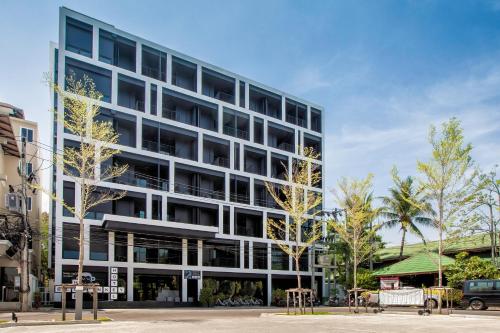 BLU MONKEY (Hub & Hotel)